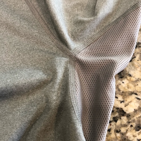 Men’s Nike Running Dri Fit Pull Over Size Small - Picture 6 of 6